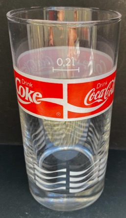 309050-1 € 3,00 coca cola glas rood witte rand D6 H 12 cm.jpeg